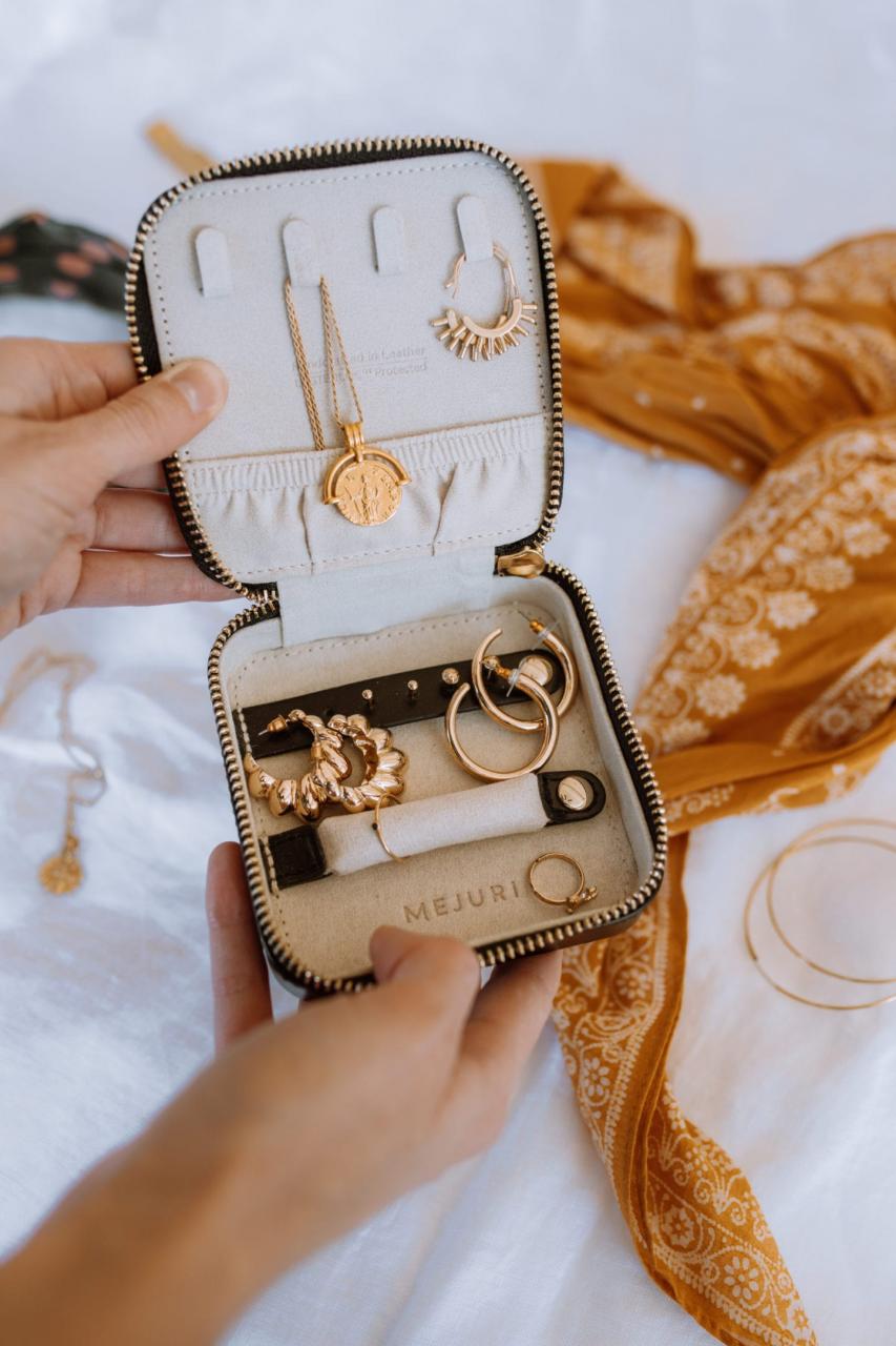 How To Pack Jewelry For Travel • Ashlea Paige